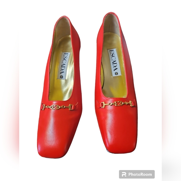 Vintage Escada Red Heels 👠 - Picture 2 of 6